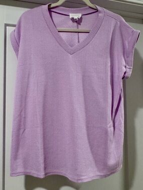 ANDREE BY UNIT Lilac V-Neck Waffle Knit Short Sleeve Top size M